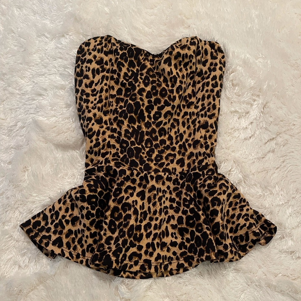 Leopard Strapless Peplum Top